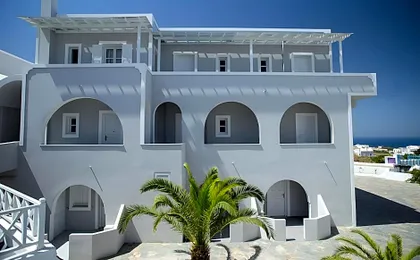 Maistros Village