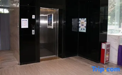 Lavande Hotel (Guangzhou Panyu wildlife world store)