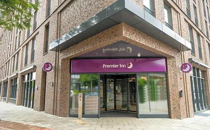 Premier Inn Hamburg City Klostertor