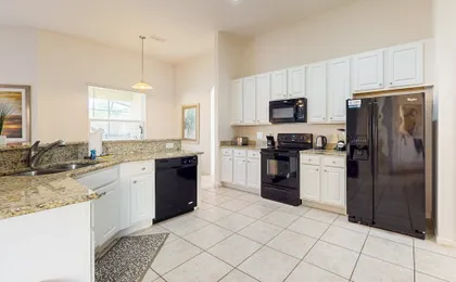 Family-friendly Resort Home w/ Private Pool Spa, Game Room, Wifi & AC - Dogs OK