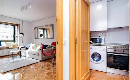 Maravilloso Apartamento Plaza Pedro Zerolo - Gran Vía, by Batuecas