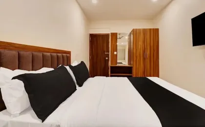 Super Townhouse Arekere Near Mithai Mahal