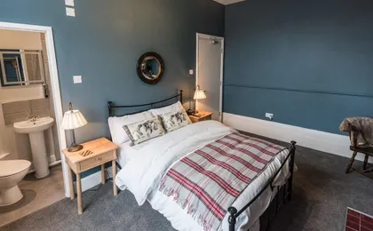 Summerfield Pub & Boutique Rooms