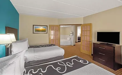 Comfort Inn & Suites Sarasota I75