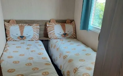 Marton Mere Holiday Village - Holiday Accommodation 17751