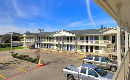 Motel 6-Kerrville, TX