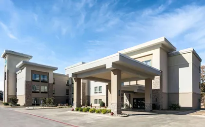 La Quinta Inn & Suites By Wyndham Tyler - Universi