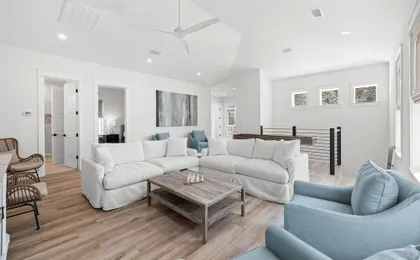 Juan Fine Day by Avantstay Sleeps 18 Heated Pool + Golf Cart