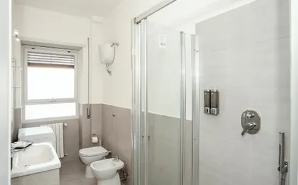 Vaticanum Modern & Family Apartment