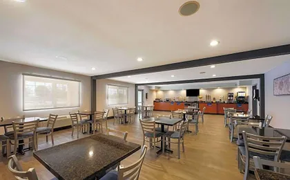 Best Western Inn & Suites Lemoore