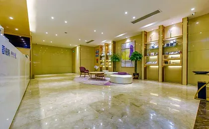 Lavande Hotel Chongqing Xinghui Liangjiang Happiness Plaza