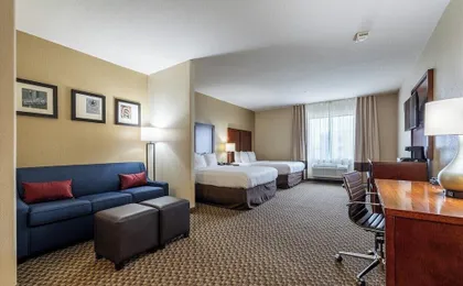 Comfort Inn & Suites
