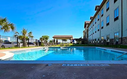 Comfort Inn & Suites Beeville