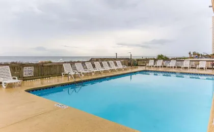 Atlantic Paradise Inn & Suites