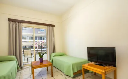 Royal Aparthotel City Centre