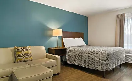 WoodSpring Suites East Lansing - University Area
