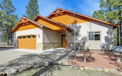 Beautiful Pagosa Springs Home w/ Deck & Grill