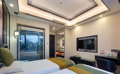 Qingyi Holiday Hostel