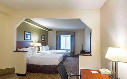 Quality Inn & Suites West Chase