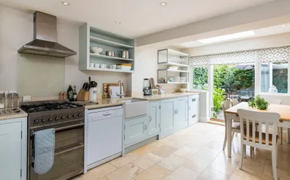 Delightful 2 Bed House in Stylish Fulham