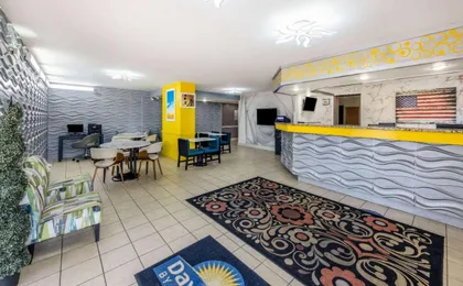 Days Inn & Suites by Wyndham Fort Bragg/Cross Creek Mall
