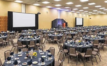 Arrowwood Resort & Conference Center at Cedar Shore