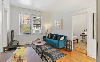 Stylish 2BR - Clark 2