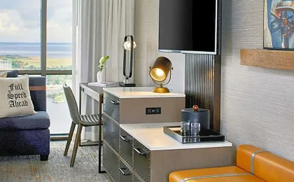 Renaissance Mobile Riverview Plaza Hotel