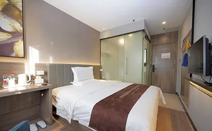7 Days Premium Beijing Dongsi Nanluoguxiang