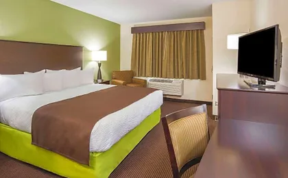 AmericInn by Wyndham Sibley