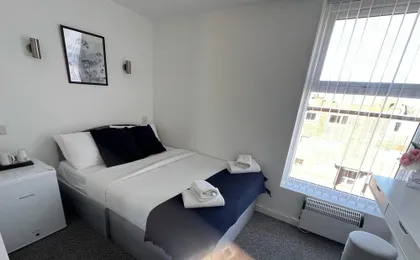 Alexandra Hotel