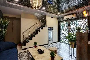 Diamond Hotel
