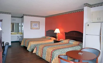 Granbury Inn and Suites