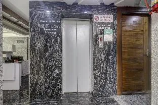 Townhouse Oak Srk White Inn Near Ragigudda Sri Prasanna Anjaneyaswamy Temple