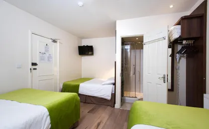 The Marble Arch Inn