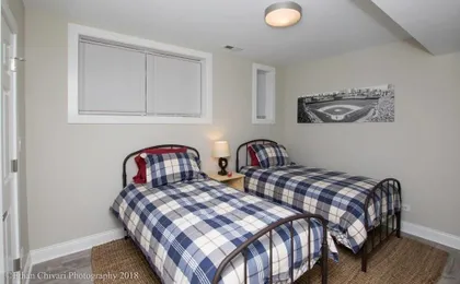 New Modern Comfort in Wrigleyville W Parking