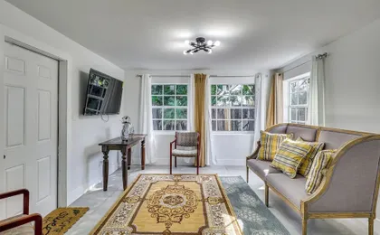 Cozy Fort Lauderdale Home w/ Yard: 7 Mi to Beaches
