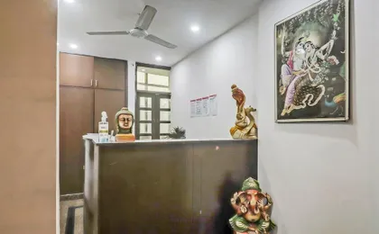 Oyo 474 Hotel Vm Residency