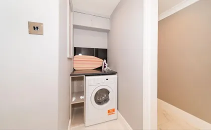 Newly Refurbished Flat Hyde Park London