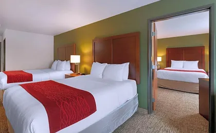 Comfort Inn & Suites Salem Northeast