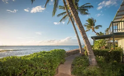 Makai Sunset Inn
