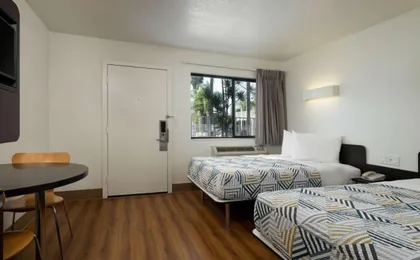 Motel 6 Santa Barbara - Goleta