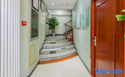 Yucheng E-sports Hotel (Beijing Tongzhou Dongzhimen Hospital)