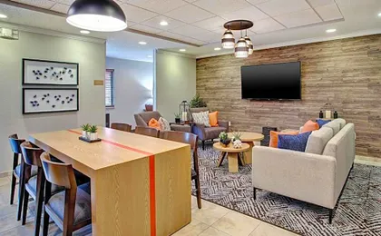 Candlewood Suites Kenosha - Pleasant Prairie by IHG