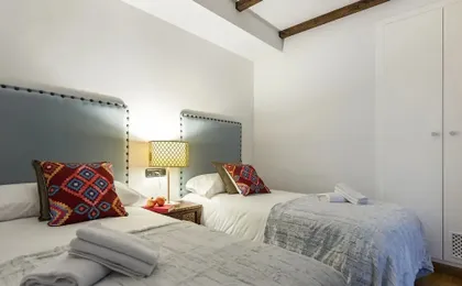 Genteel Home Bib Rambla