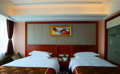 Vienna International Hotel Shanghai Disneyland Tour Shop