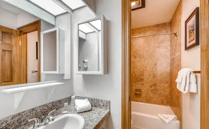 Westwind 405 4BD 3BA Gold Condo in Lionshead Village