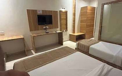Hotel BKC Mannat