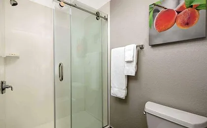 La Quinta Inn & Suites by Wyndham Atlanta Airport North