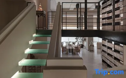 Peifu Residence Designer River - view Hotel